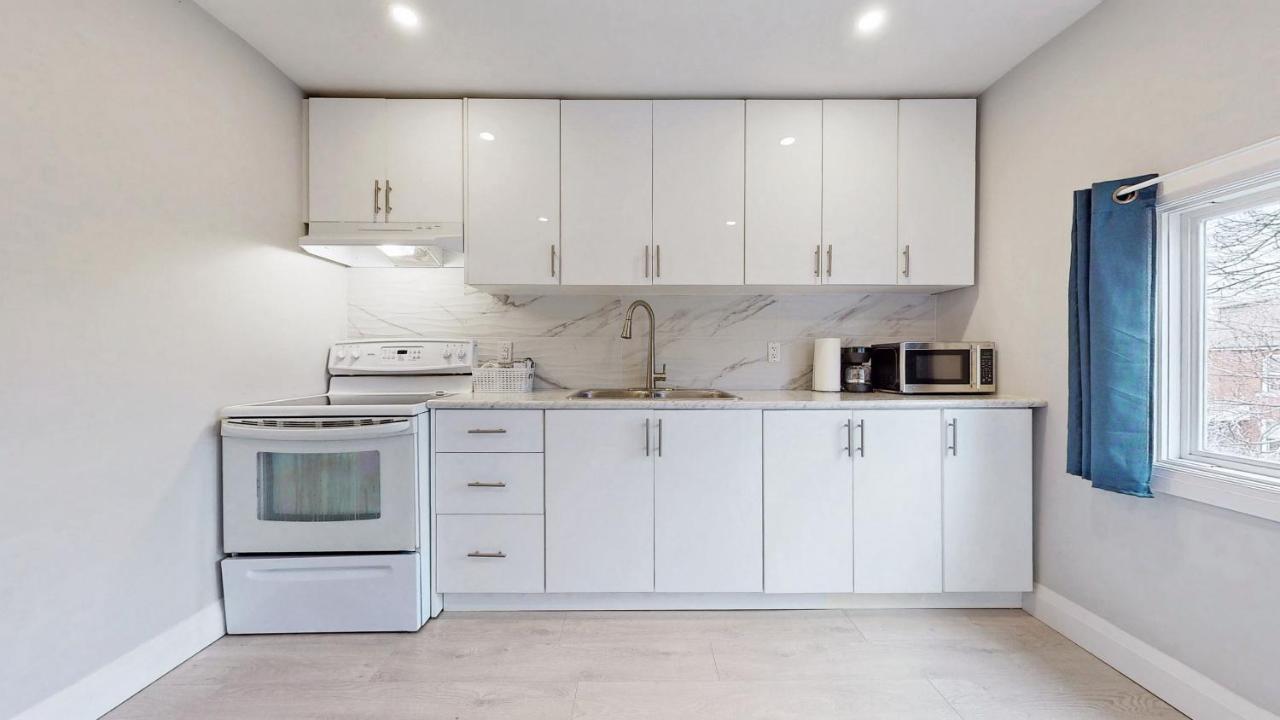 Three Bedroom In Hamilton Extérieur photo