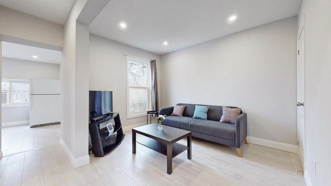 Three Bedroom In Hamilton Extérieur photo